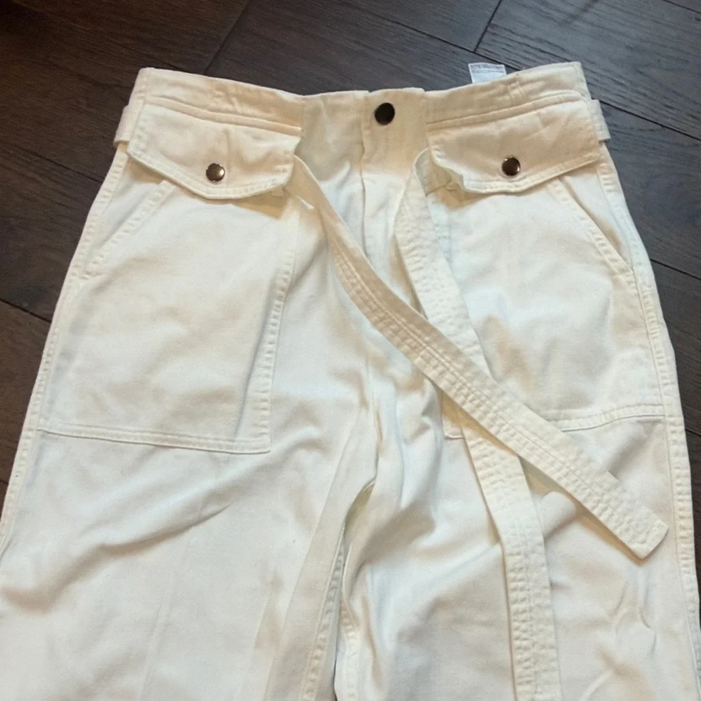 Banana Republic elevate your